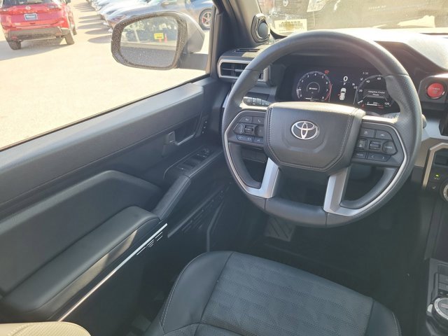 Used 2025 Toyota 4Runner TRD Off-Road Premium image 19