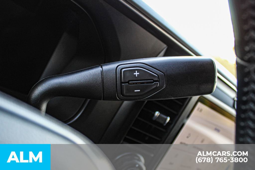 Used 2025 Ford F450 Platinum w/ FX4 Off-Road Package image 29