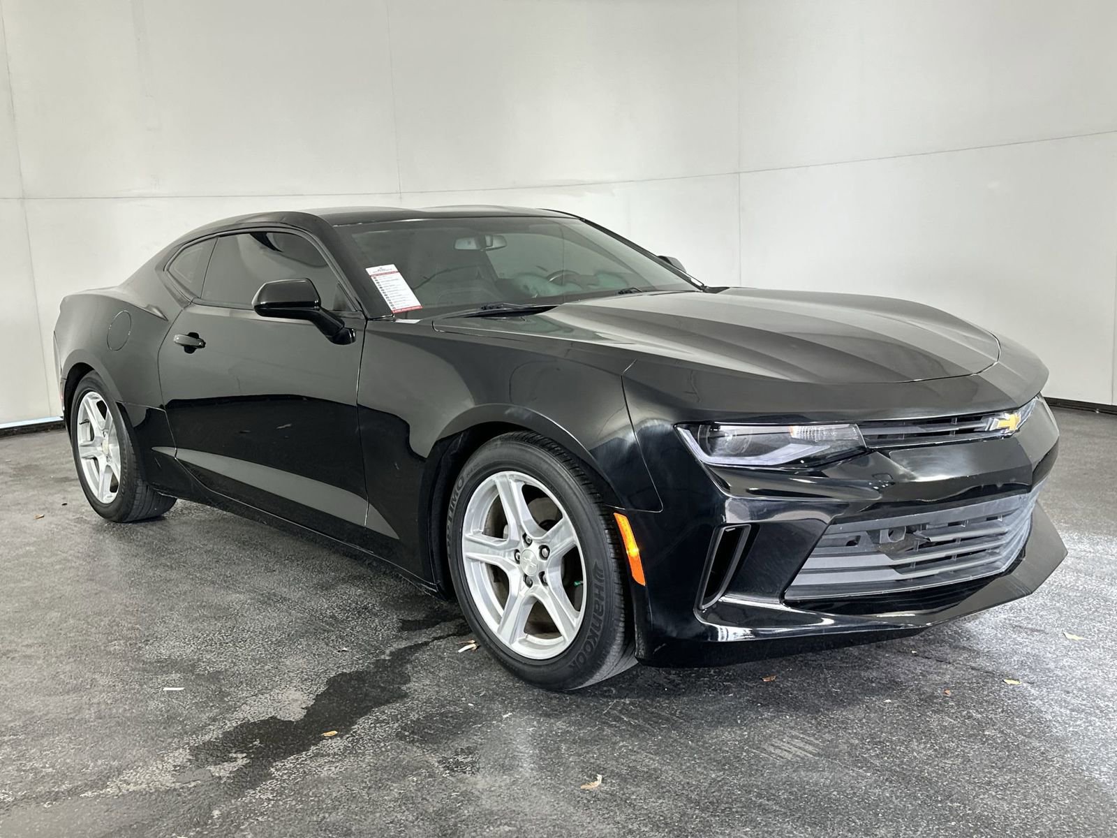 Used 2017 Chevrolet Camaro LT image 3