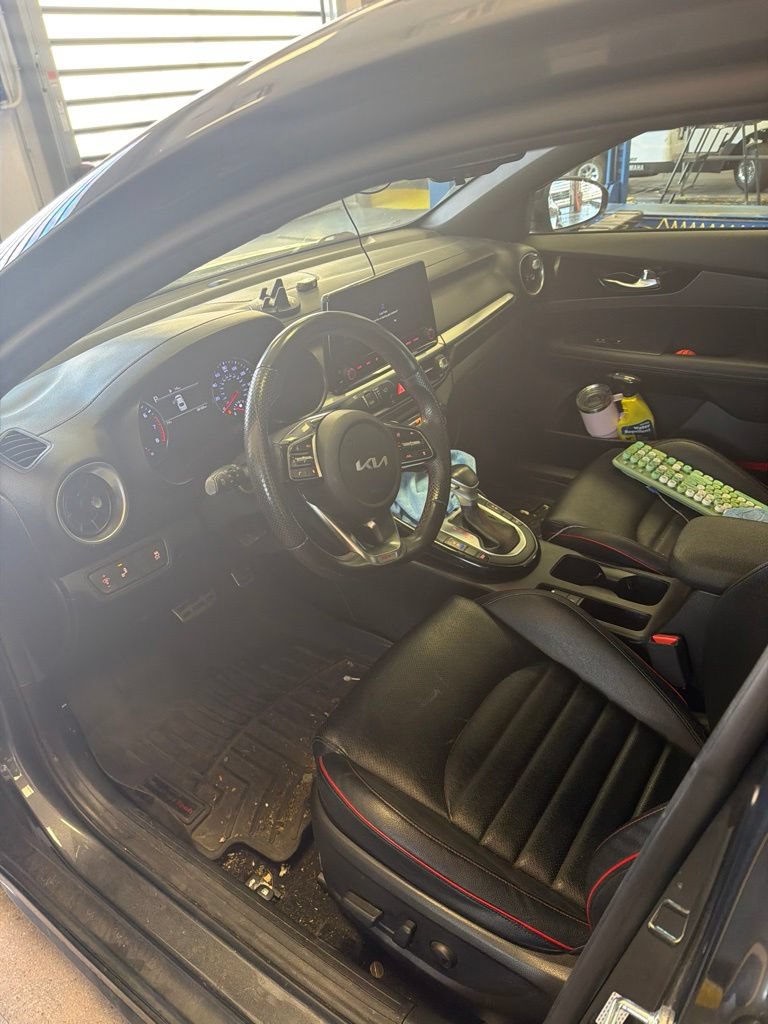 Used 2023 Kia Forte GT w/ GT2 Package FWD image 2