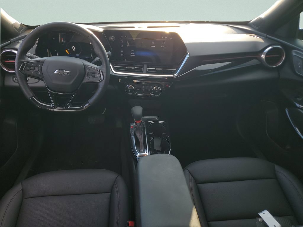 Used 2026 Chevrolet Trax RS w/ Driver Confidence Package FWD image 11