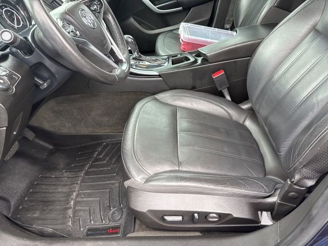 Used 2016 Buick Regal image 15
