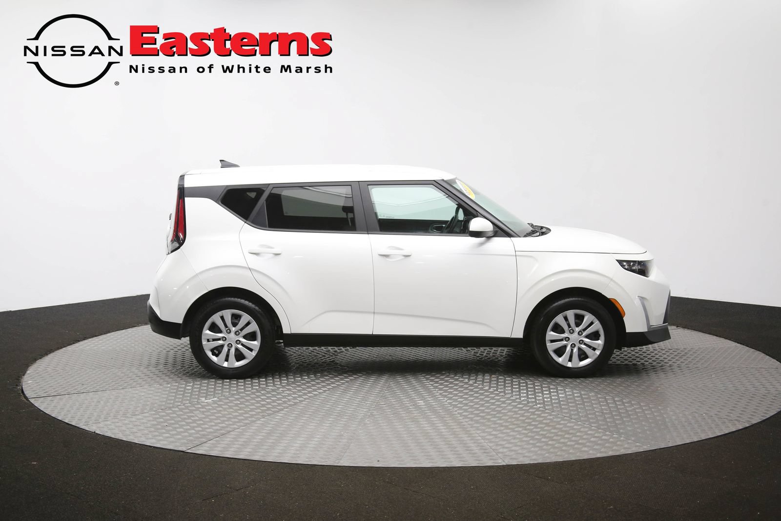Used 2023 Kia Soul LX FWD image 43
