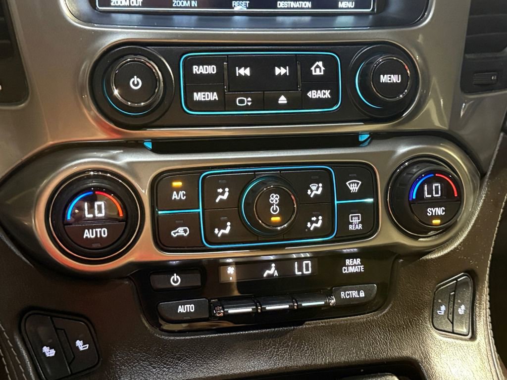 Used 2017 Chevrolet Suburban LT image 31