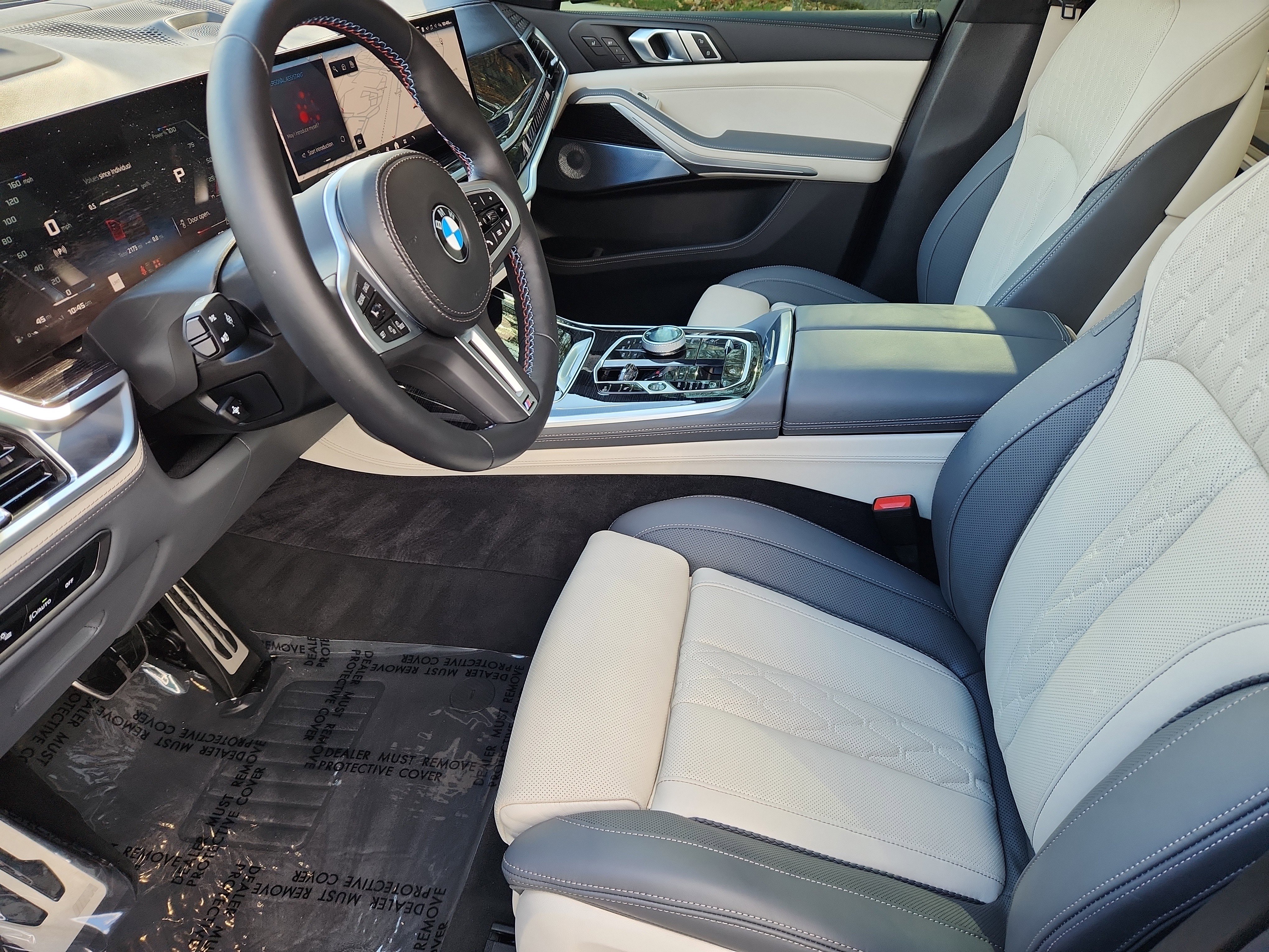 Used 2026 BMW X7 M60i image 24