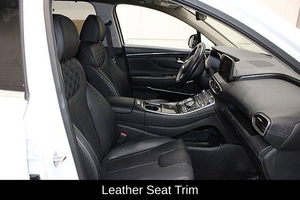 Used 2022 Hyundai Santa Fe SEL Premium w/ Cargo Package image 17