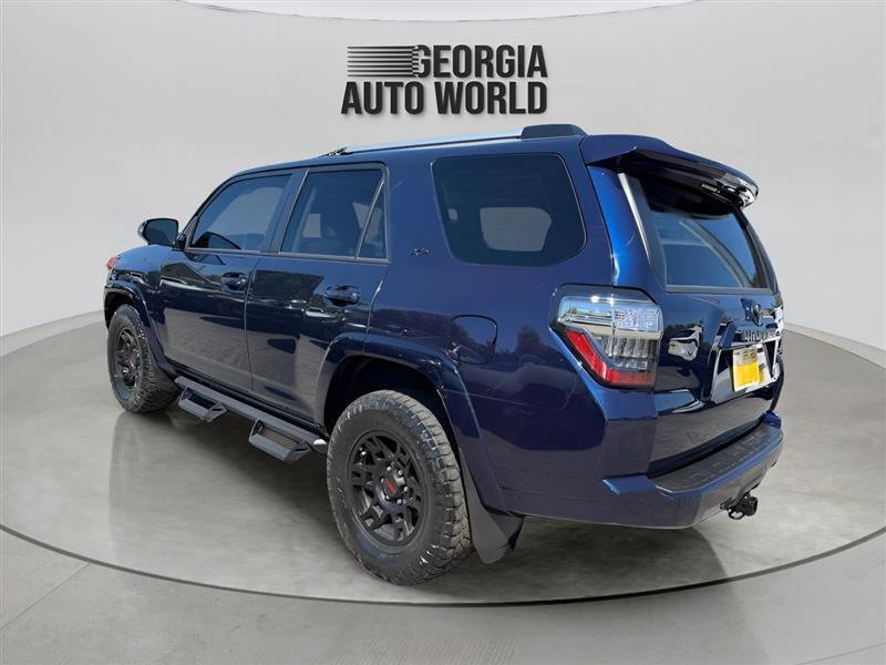 Used 2021 Toyota 4Runner SR5 Premium w/ Moonroof Package RWD image 12