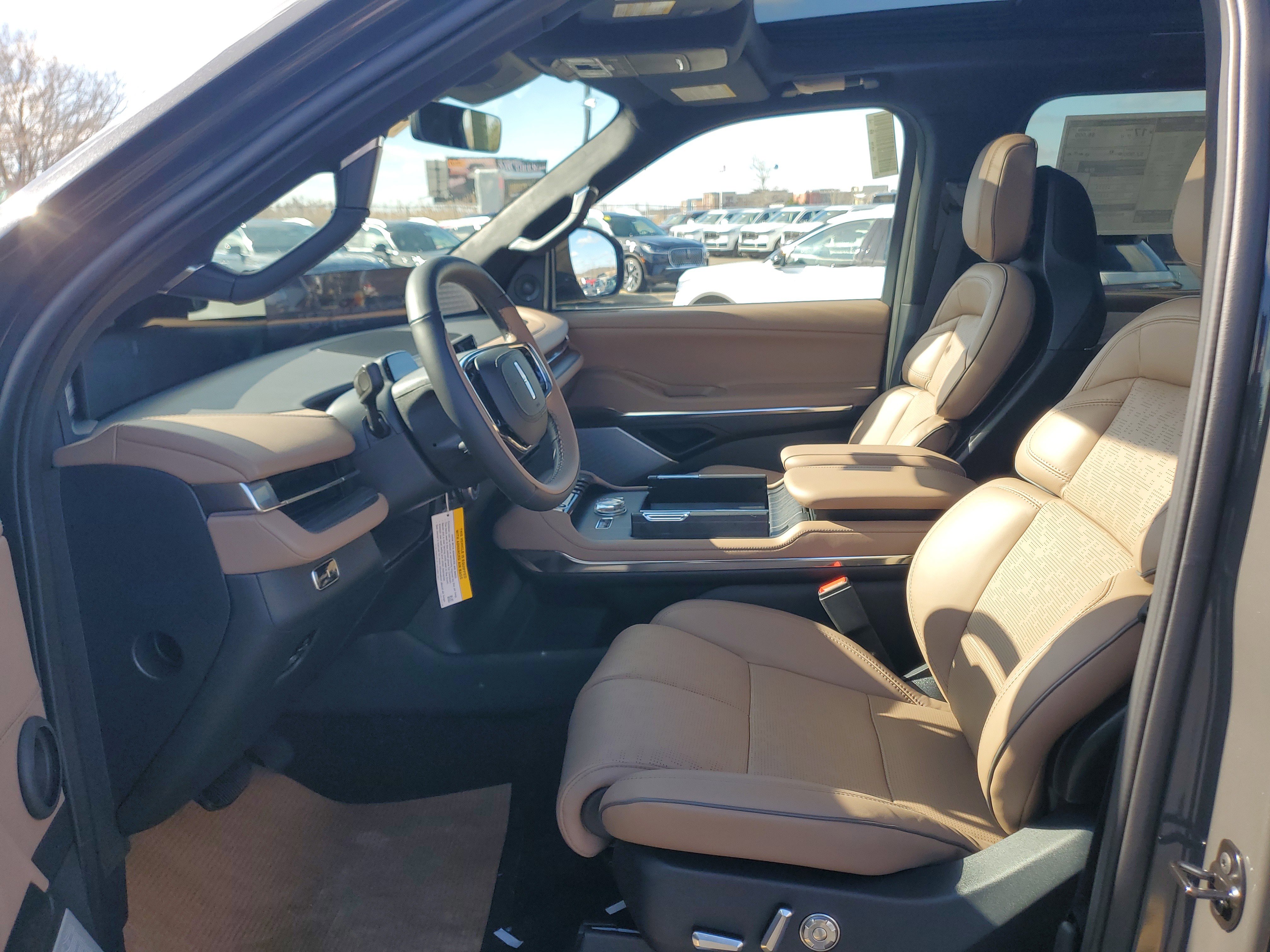 New 2026 Lincoln Navigator Black Label image 12