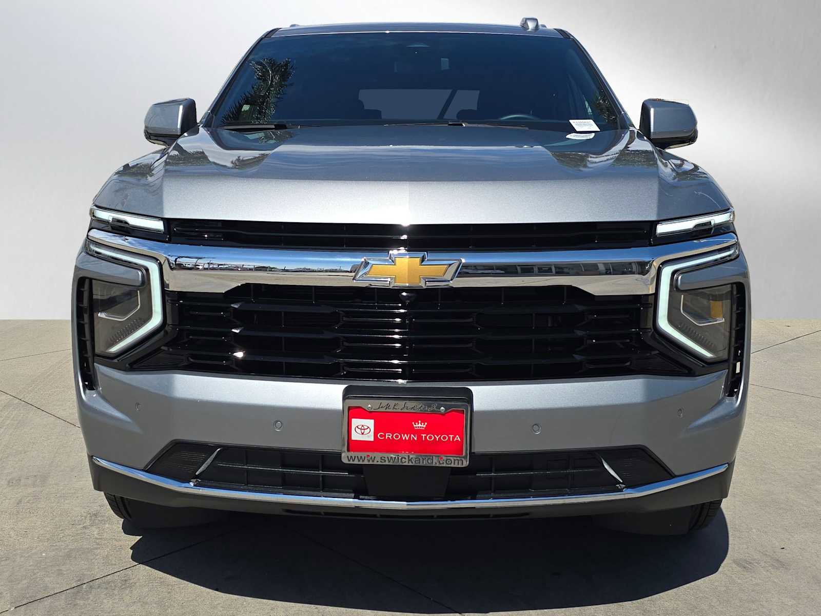 Used 2025 Chevrolet Tahoe LS AWD/4WD image 8