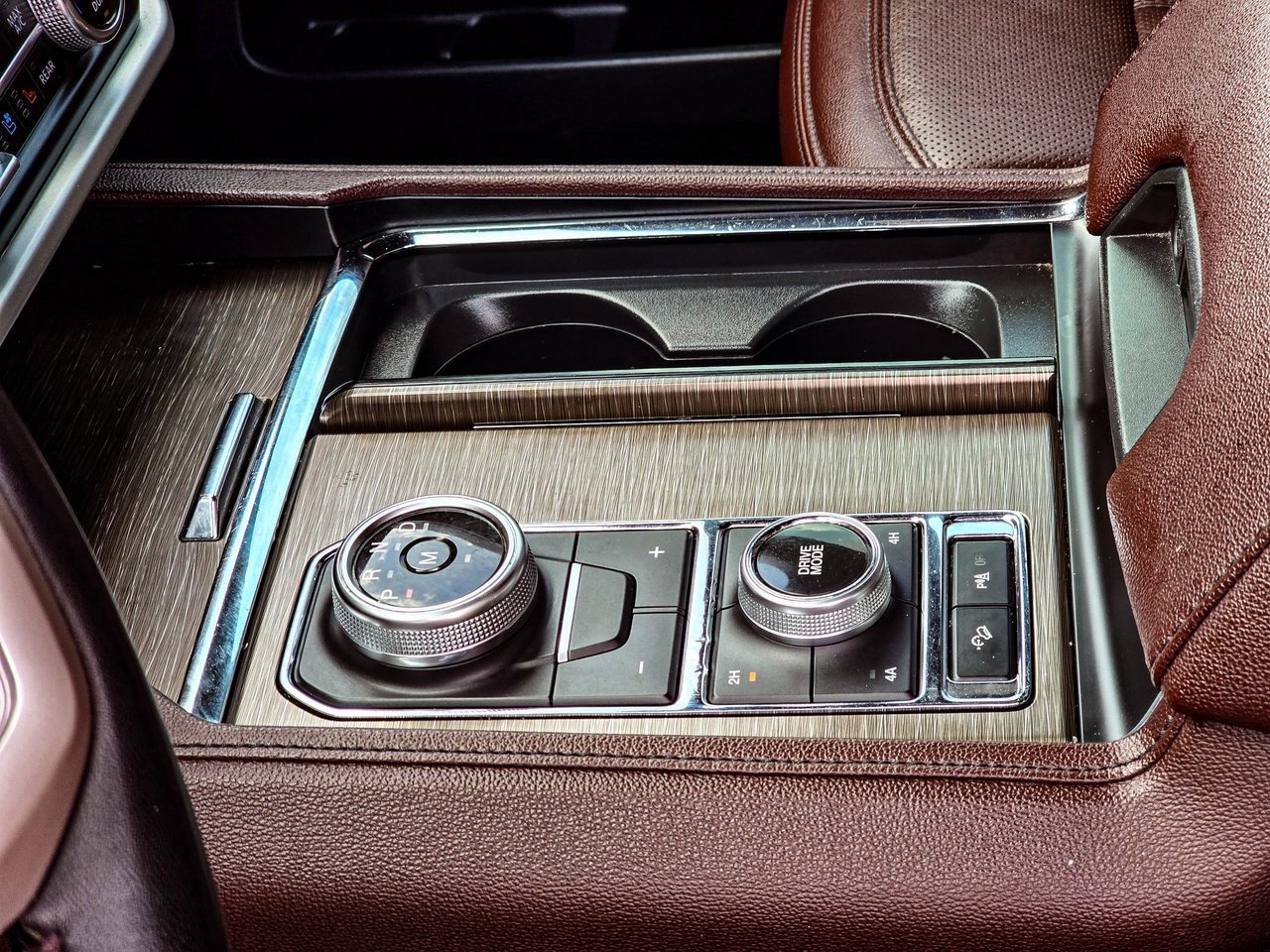 Used 2024 Ford Expedition Max Limited image 18