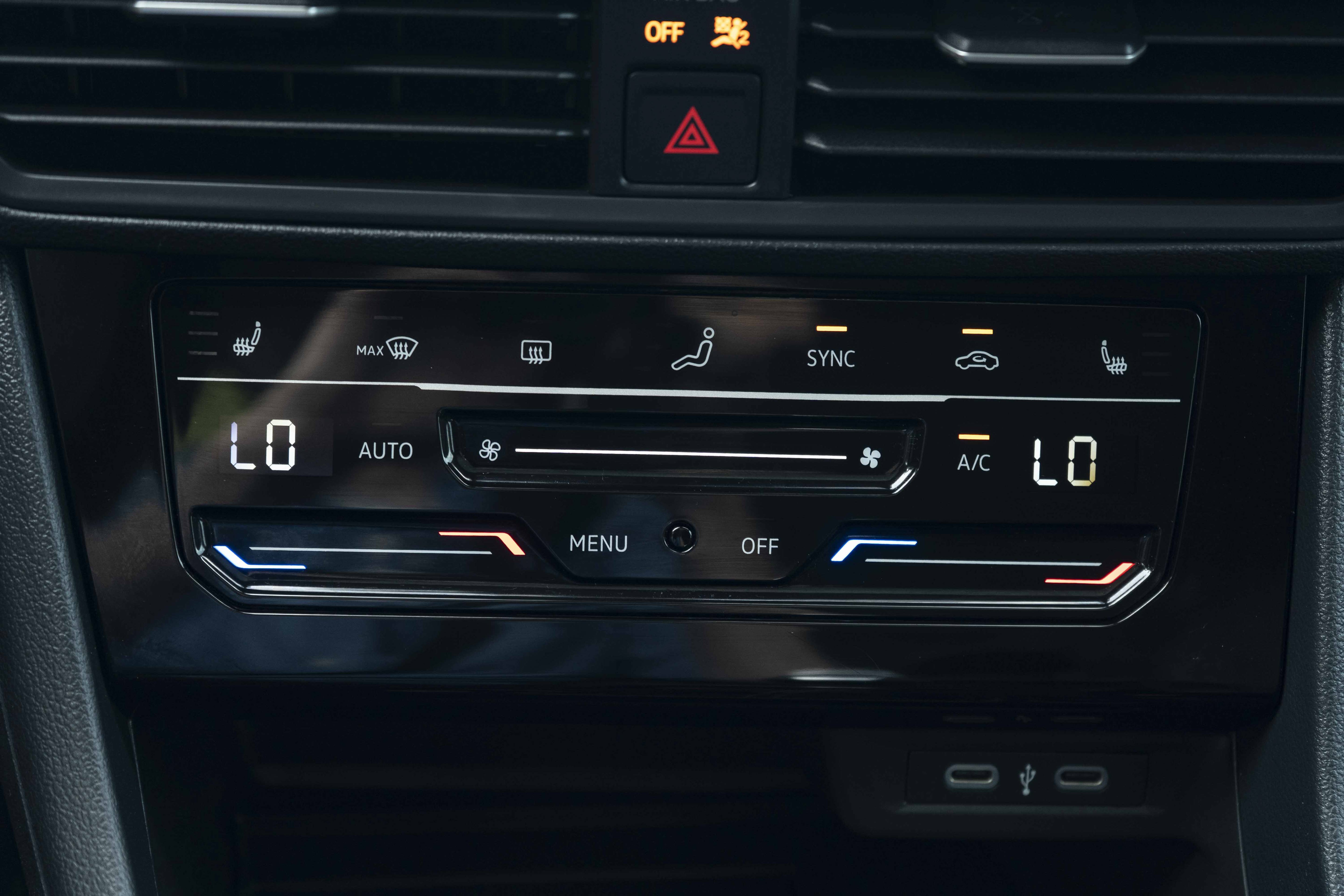 Certified 2026 Volkswagen Jetta SE FWD image 31