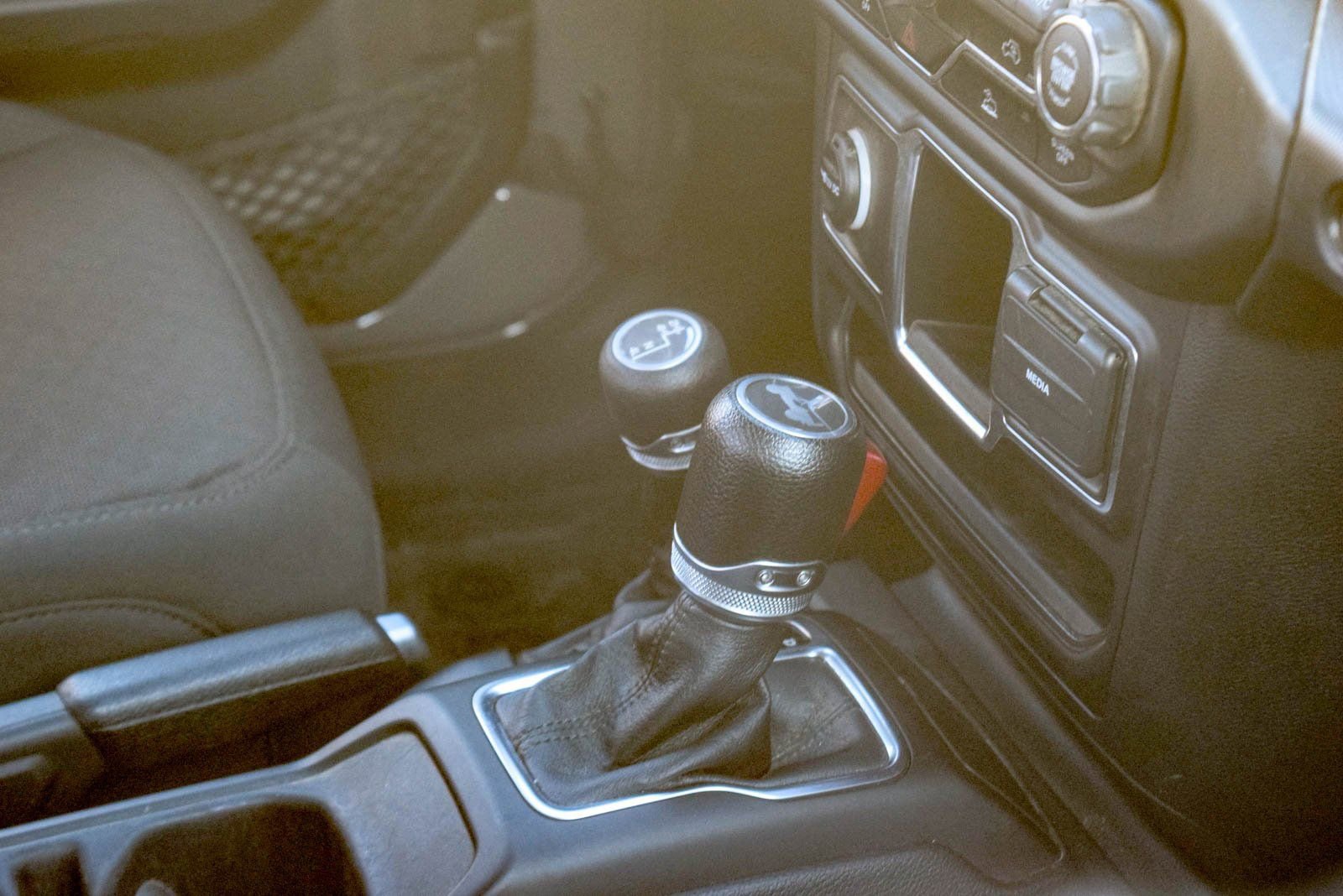 Used 2023 Jeep Wrangler Sport image 19