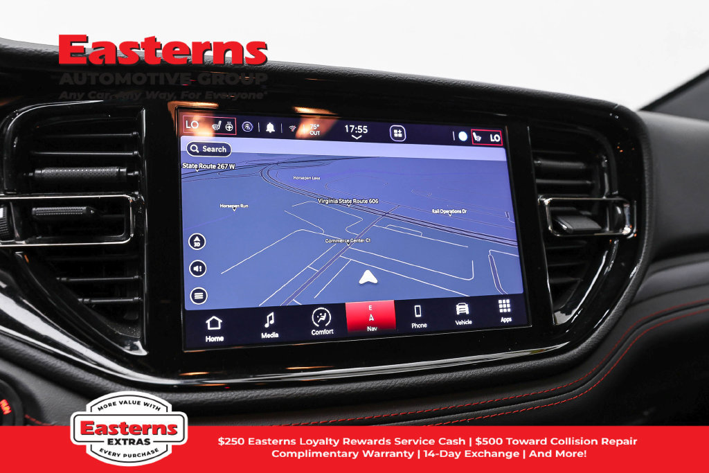 Used 2025 Dodge Durango GT RWD image 17