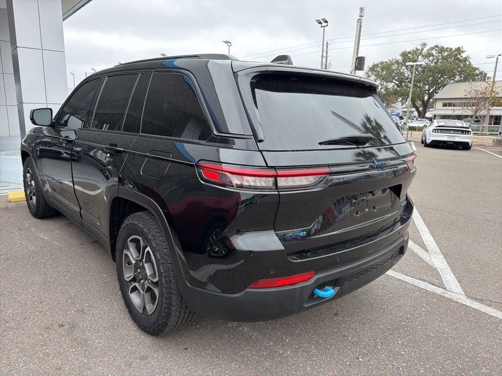 Used 2023 Jeep Grand Cherokee Trailhawk image 5