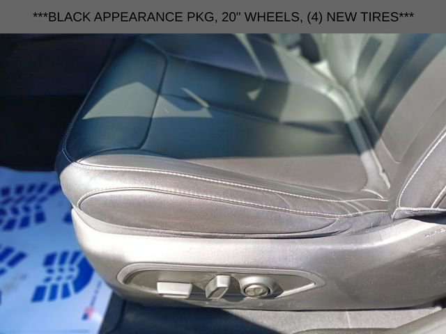 Used 2023 Jeep Grand Cherokee Limited w/ Black Appearance Package AWD/4WD image 18