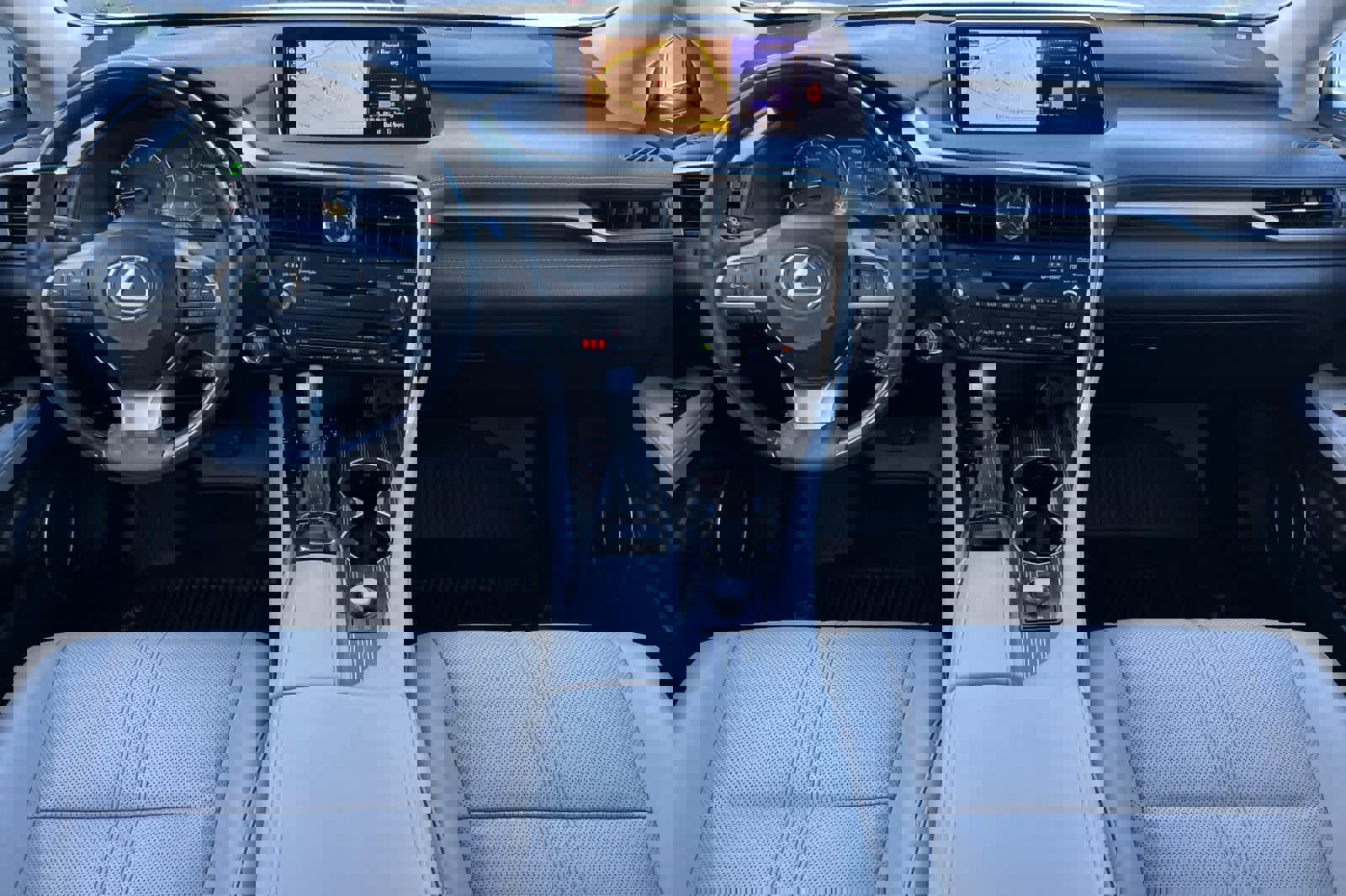 Used 2019 Lexus RX 350 AWD w/ Luxury Package image 3