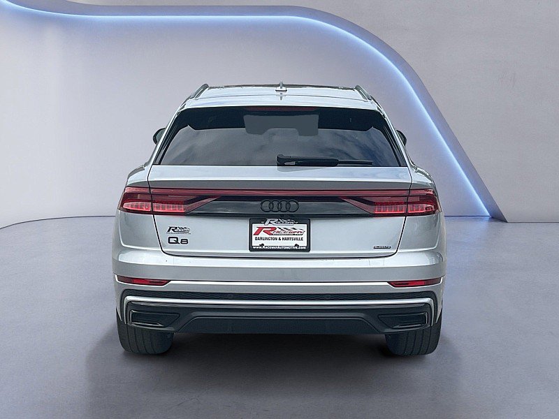 Used 2022 Audi Q8 Premium Plus w/ Premium Plus Package image 3