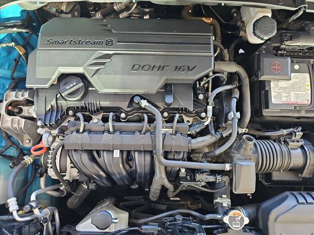 Used 2023 Hyundai Kona SEL AWD/4WD image 25