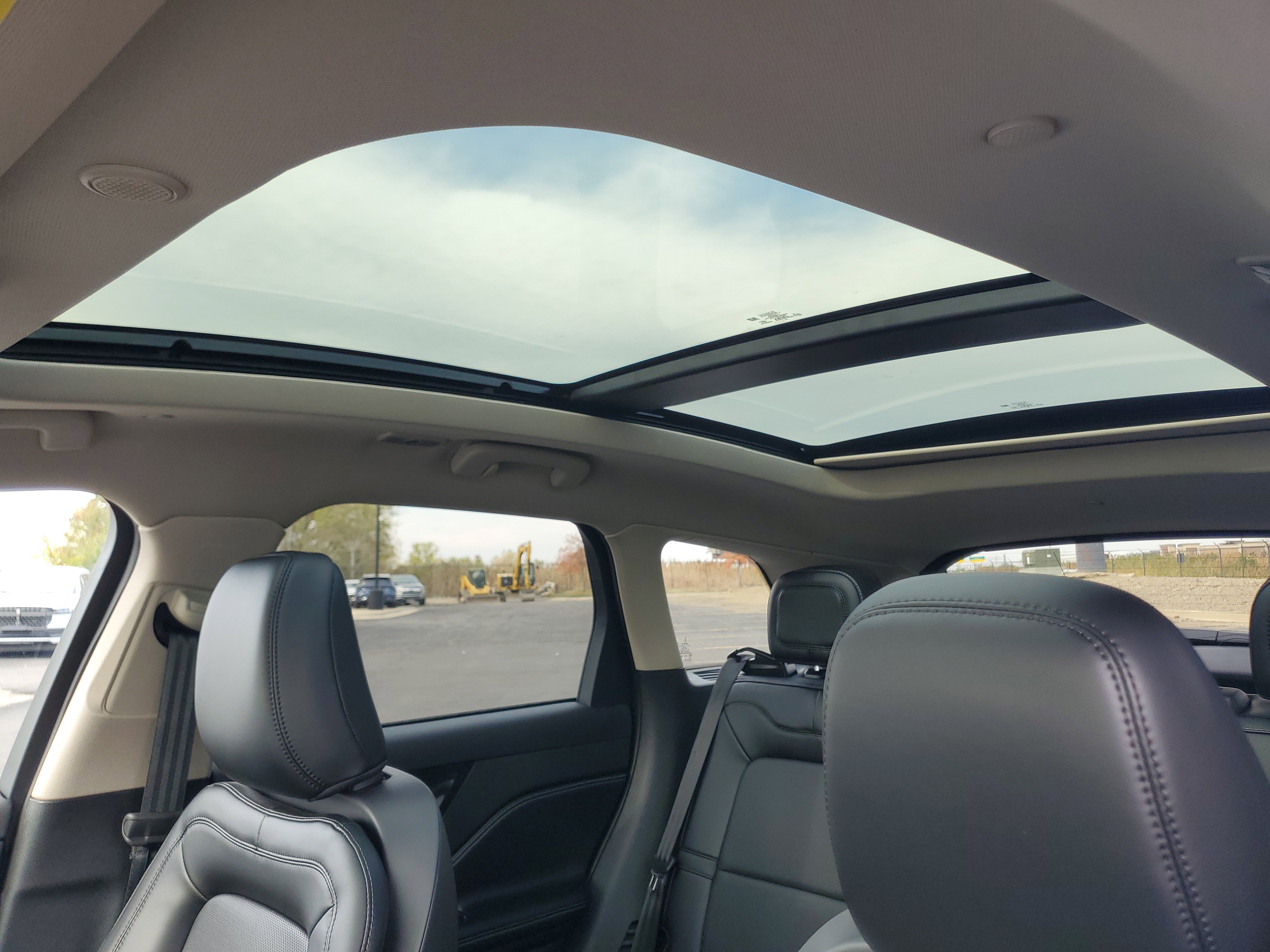 New 2026 Lincoln Corsair Reserve w/ Jet Appearance Package image 11