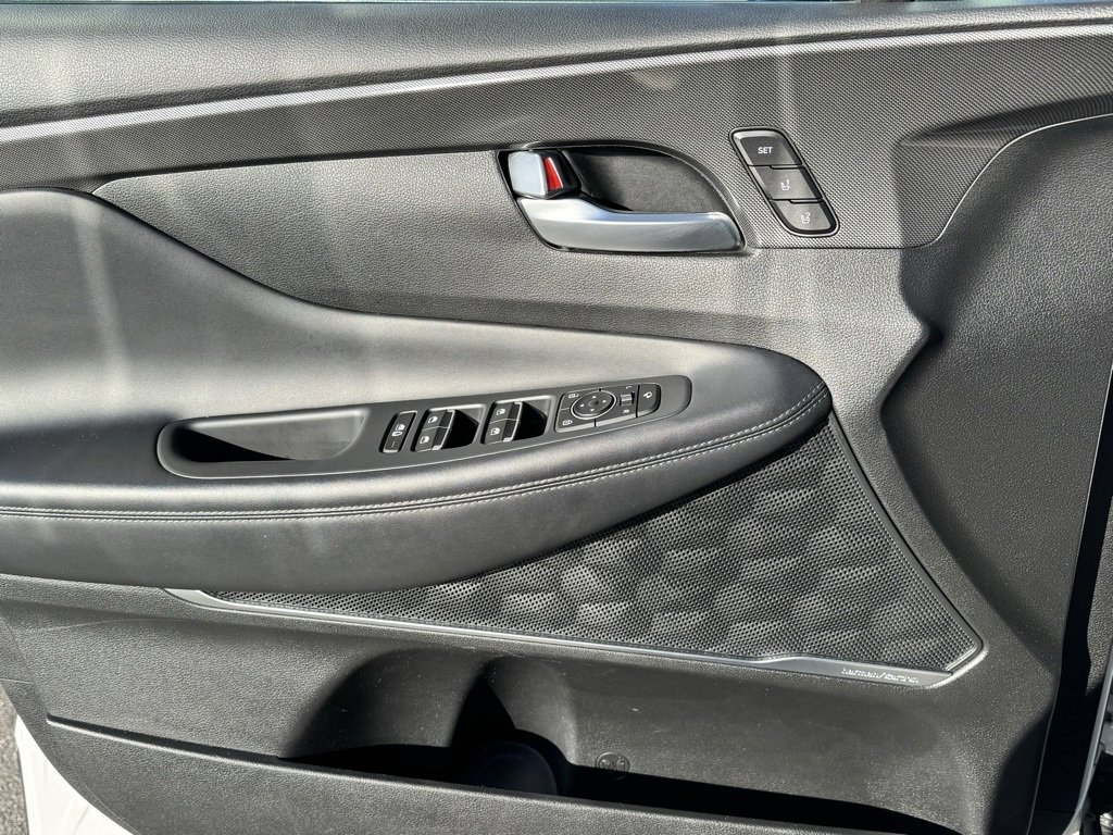 Used 2023 Hyundai Santa Fe Limited image 27