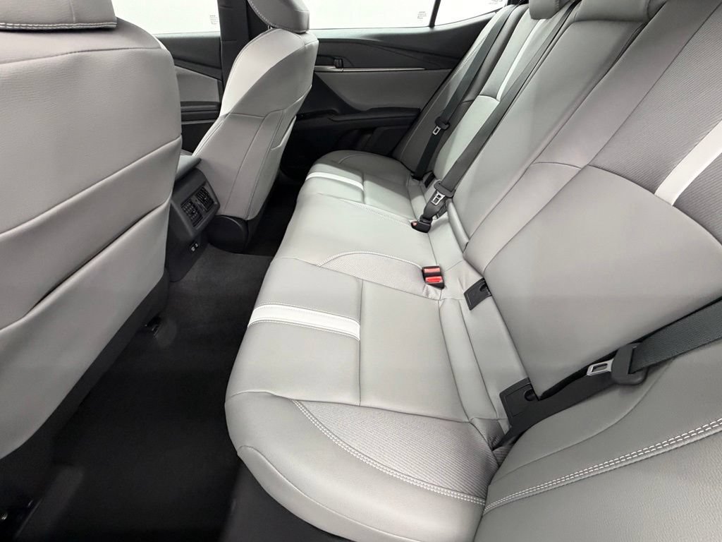 Used 2026 Toyota Camry SE FWD image 39