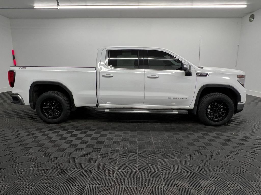 Used 2024 GMC Sierra 1500 SLT AWD/4WD image 6