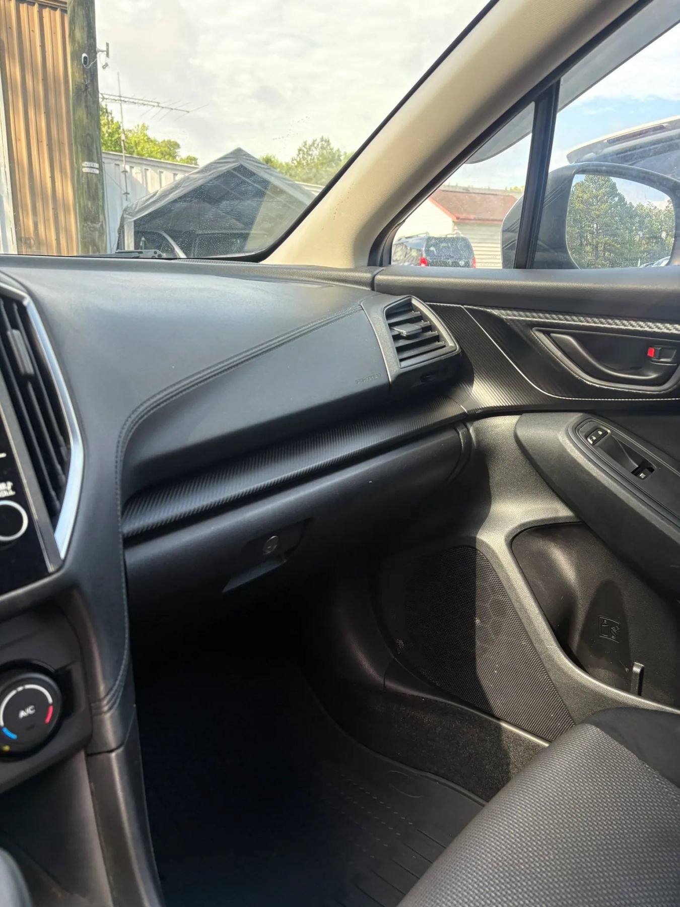 Used 2017 Subaru Impreza 2.0i Premium AWD/4WD image 32