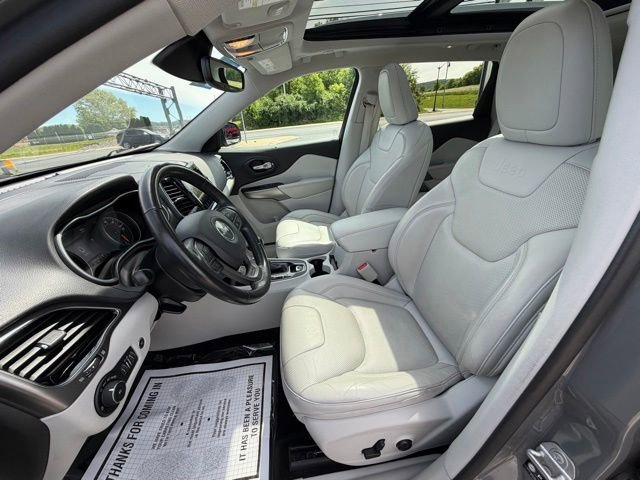 Used 2021 Jeep Cherokee Limited AWD/4WD image 32