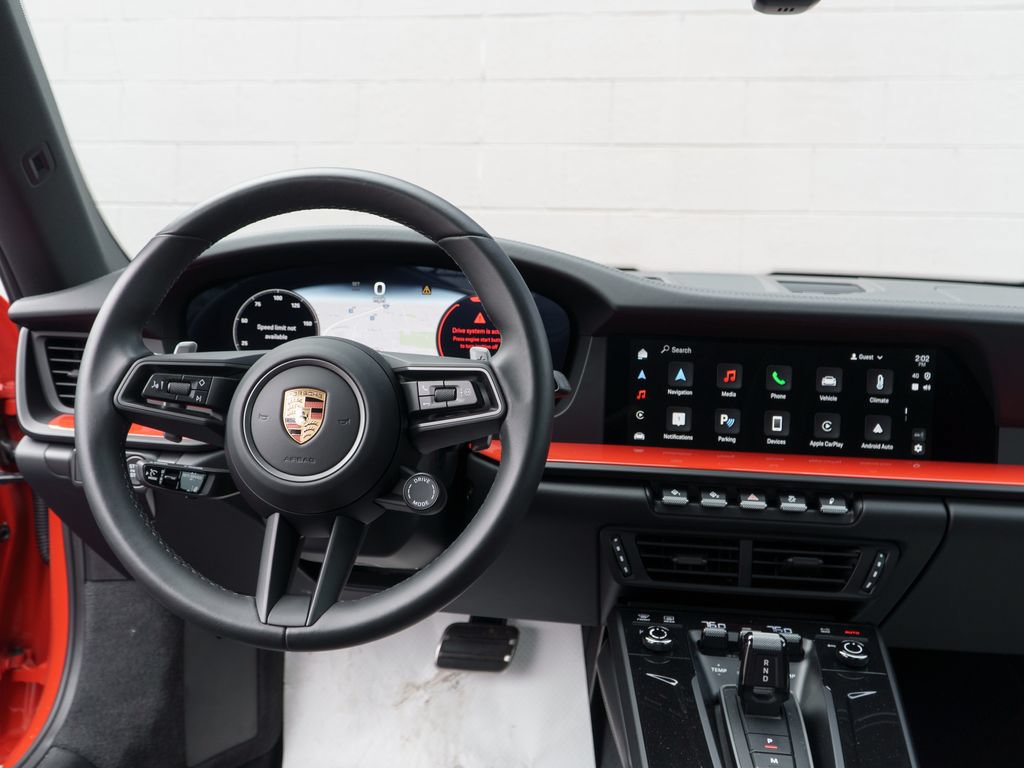 Used 2025 Porsche 911 Carrera RWD image 22