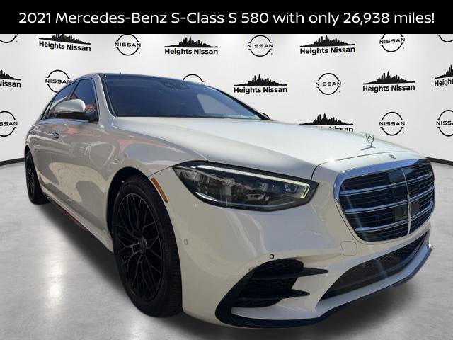 Used 2021 Mercedes-Benz S 580 4MATIC Sedan w/ AMG Line image 3