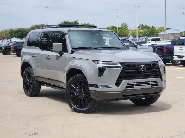 Used 2024 Lexus GX 550 w/ Accessory Package (Z1) AWD/4WD image 2