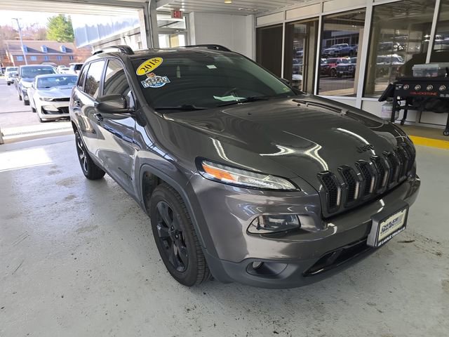 Used 2018 Jeep Cherokee Latitude w/ Altitude Package image 7