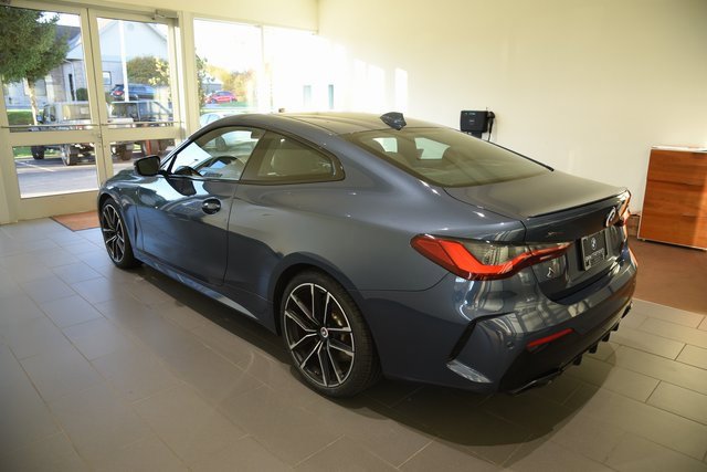 Certified 2022 BMW 440i xDrive Coupe w/ Premium Package image 2
