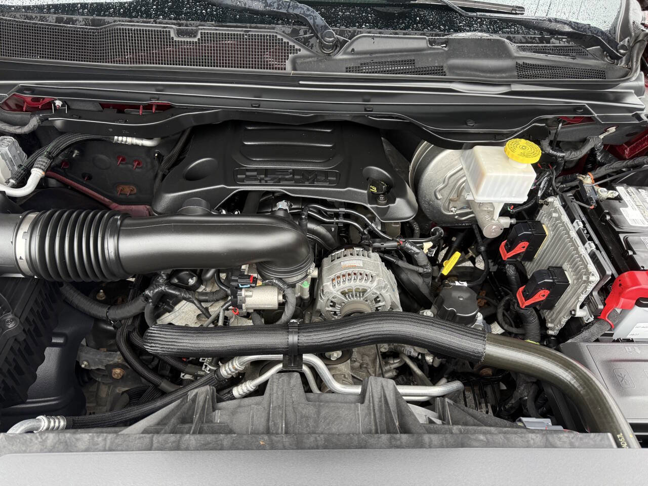 Used 2019 RAM 1500 Laramie image 14