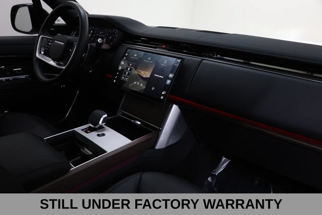 Used 2025 Land Rover Range Rover Long Wheelbase SE AWD/4WD image 21