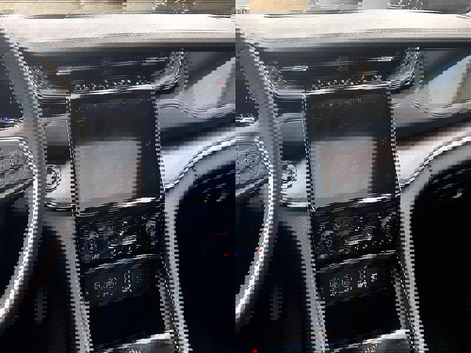 Used 2023 Jeep Grand Cherokee 4WD 4xe image 18