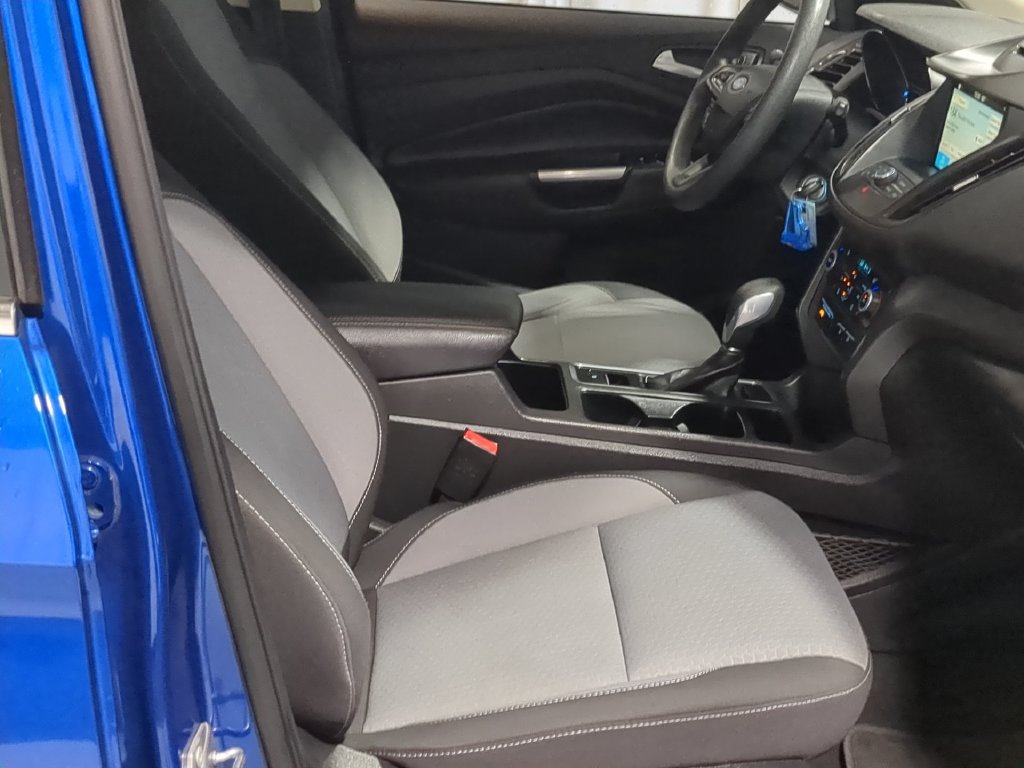 Used 2018 Ford Escape SE w/ Ford Safe & Smart Package FWD image 27