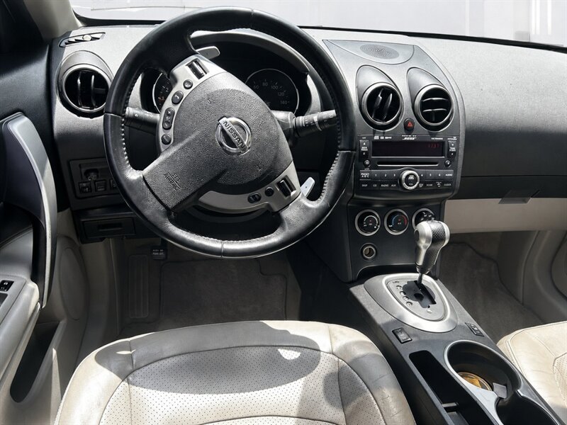 Used 2009 Nissan Rogue SL w/ Premium Pkg AWD/4WD image 8