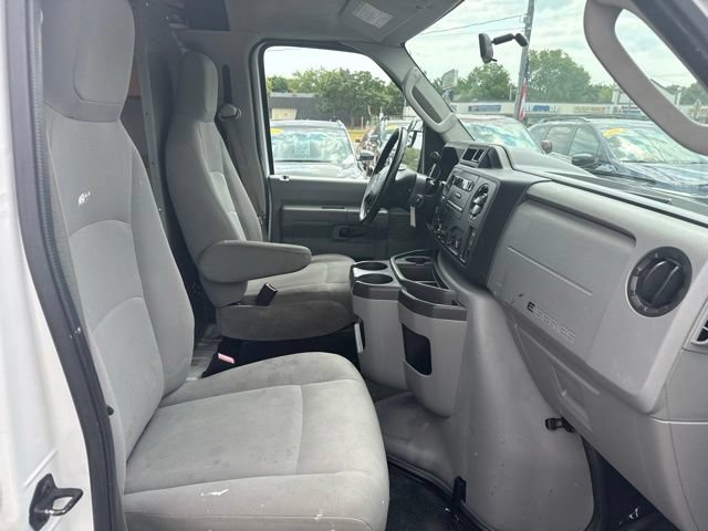 Used 2012 Ford E-250 and Econoline 250 w/ PWR Group RWD image 17