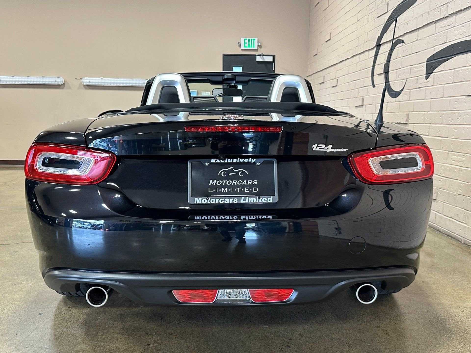 Used 2017 FIAT 124 Spider Lusso RWD image 8