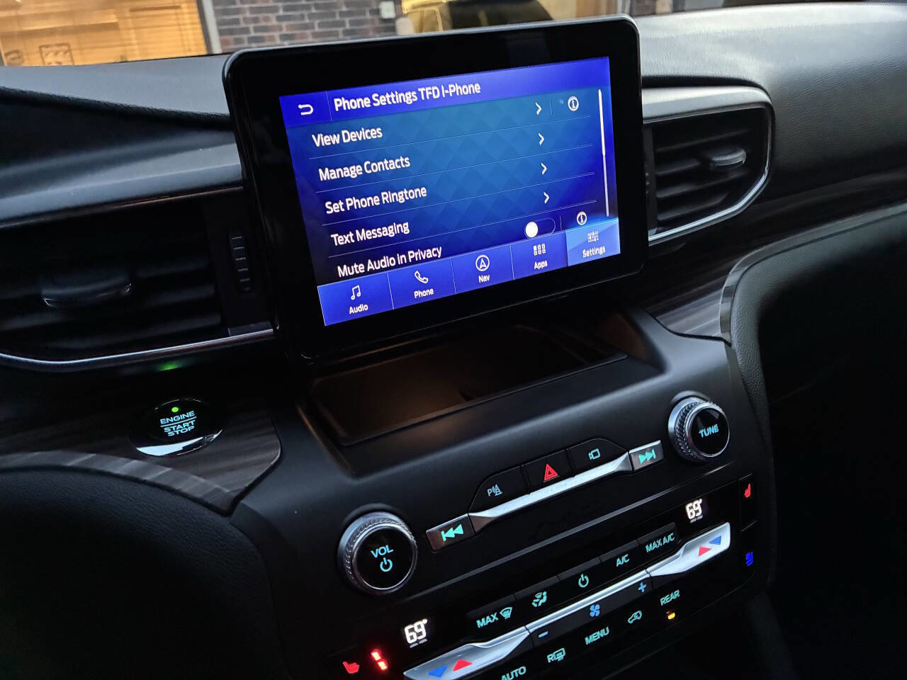 Used 2020 Ford Explorer Limited image 31