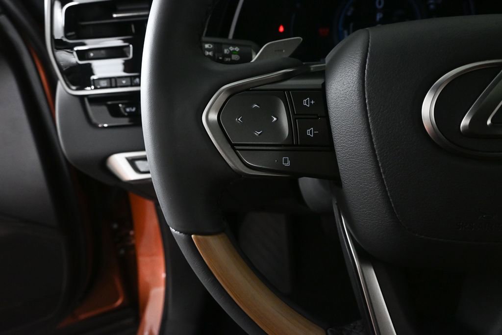 Used 2024 Lexus RX 350 w/ Technology Package AWD/4WD image 9