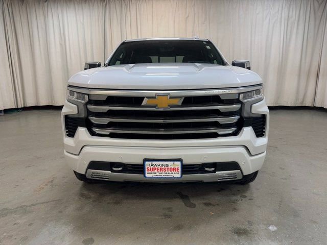 Used 2025 Chevrolet Silverado 1500 High Country w/ High Country Premium Package image 15
