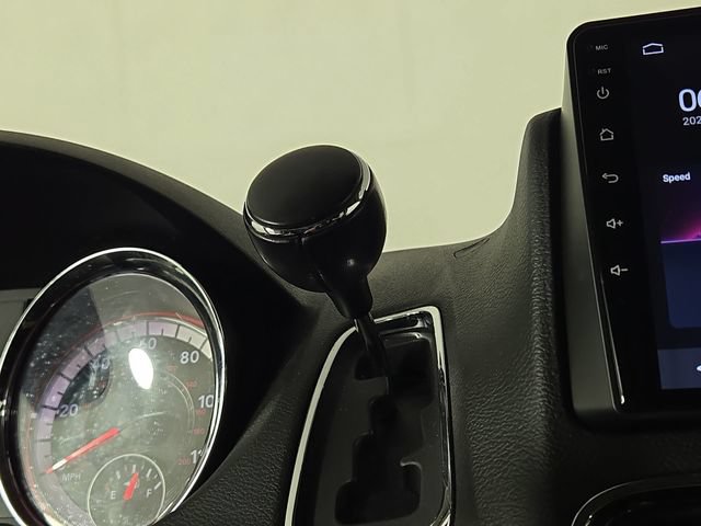 Used 2015 Dodge Grand Caravan SE w/ Quick Order Package 29E SE FWD image 21