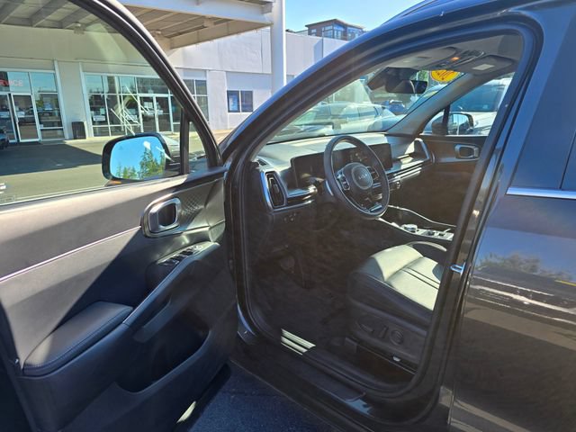 Certified 2025 Kia Sorento EX AWD/4WD image 20