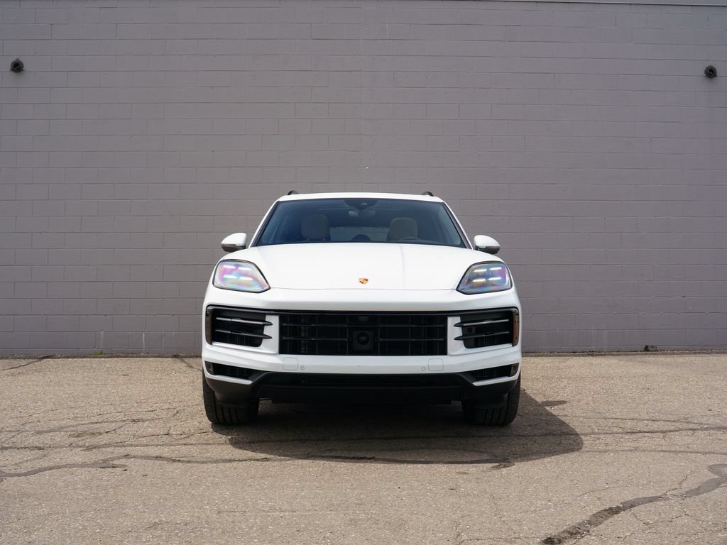 Certified 2026 Porsche Cayenne AWD/4WD image 10