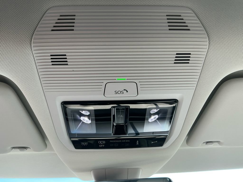 New 2025 Volkswagen ID. Buzz 1st Edition image 24