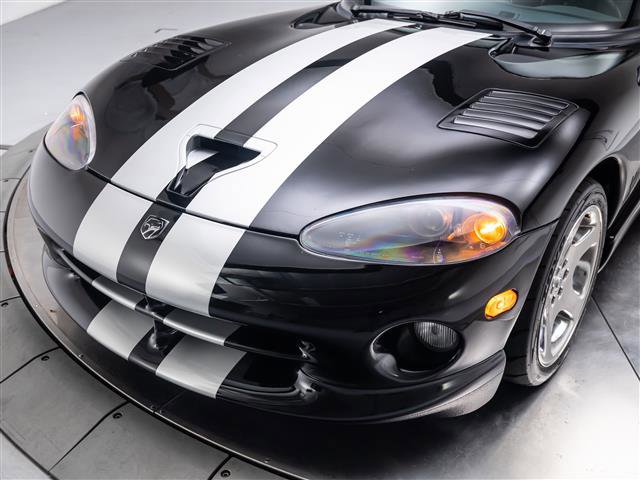 Used 2000 Dodge Viper GTS image 9