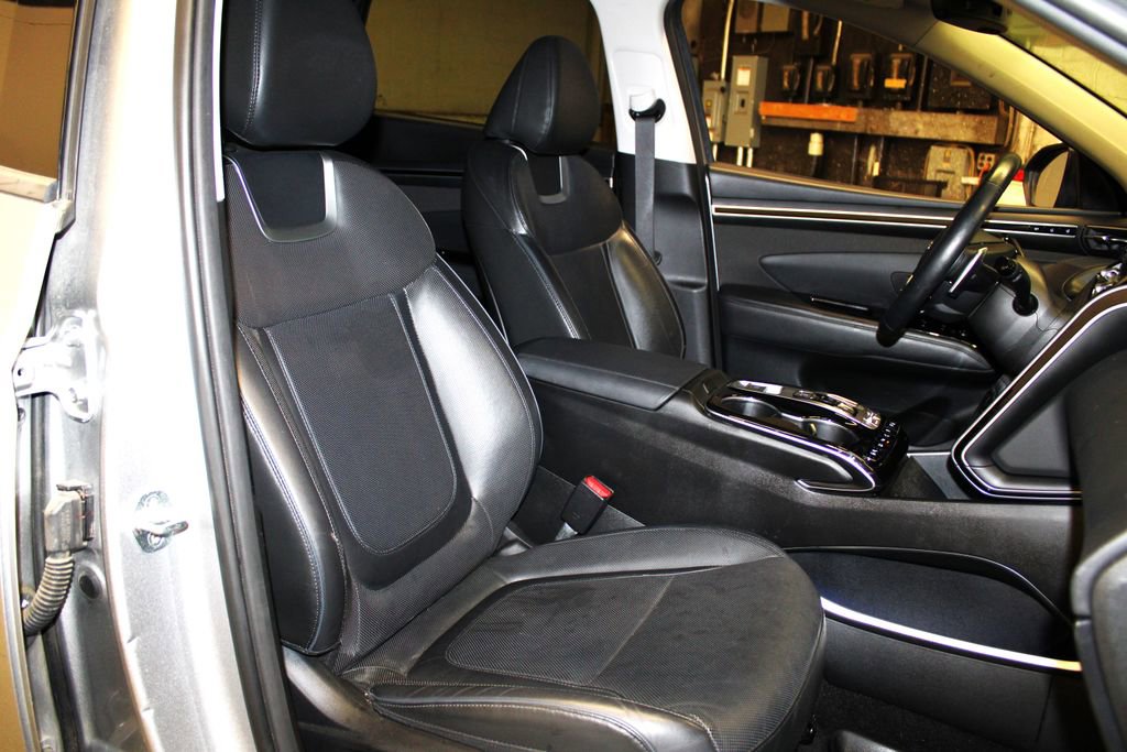 Used 2022 Hyundai Tucson Limited image 35