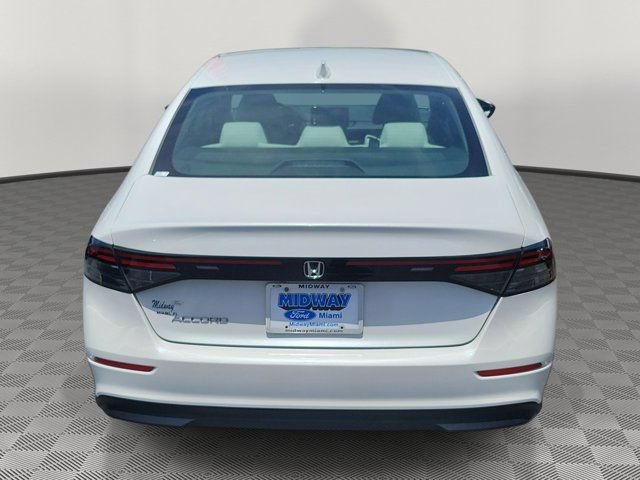 Used 2023 Honda Accord LX image 5